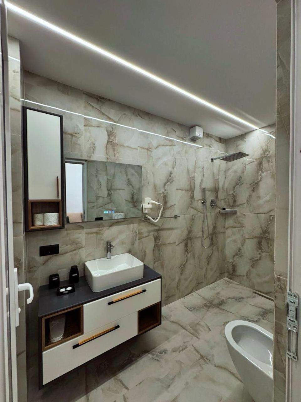 Hotel Fusha E Gjese Valbone Luaran gambar